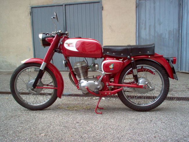 Moto Morini Corsaro. Moto Morini Corsaro 125, 1962,